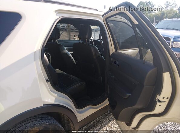1FM5K8D88JGA52589 2018 FORD EXPLORER Кремовый Вид наклейки с VIN-кодом