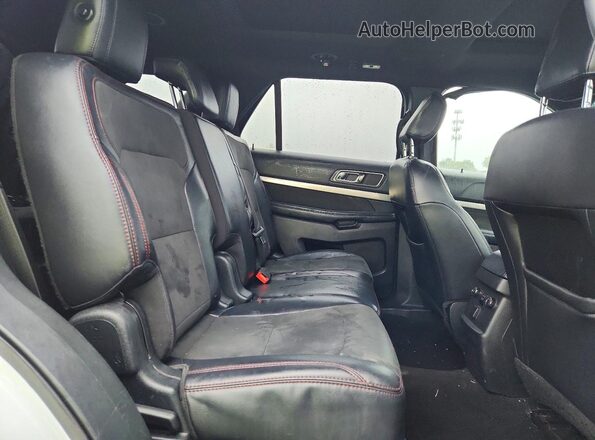 1FM5K8D88KGA81334 2019 FORD EXPLORER White Vista interior trasera