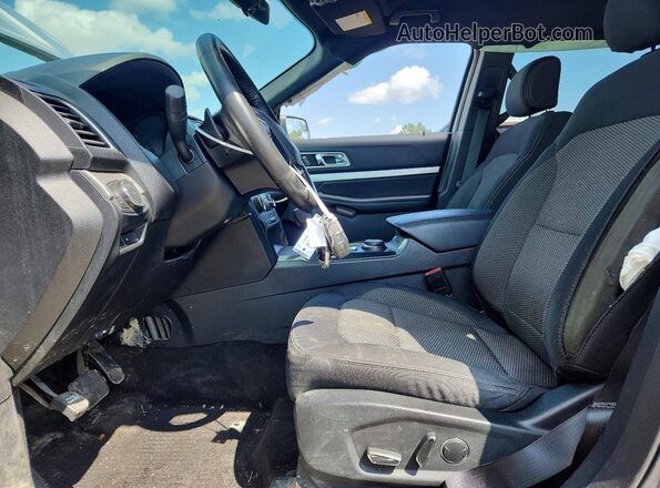1FM5K8D89GGA37253 2016 FORD EXPLORER Серебряный Вид салона спереди