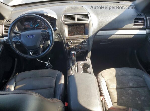 1FM5K8D89JGC27724 2018 FORD EXPLORER Black Dashboard view