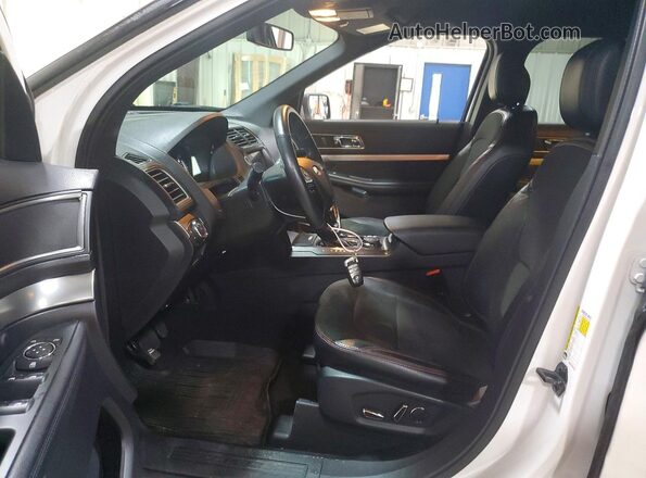 1FM5K8D89JGC61369 2018 FORD EXPLORER White Вид салону спереду