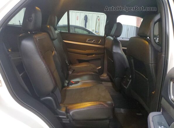 1FM5K8D89JGC61369 2018 FORD EXPLORER White Вид задньої частини салону
