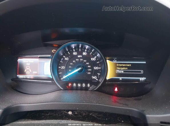 1FM5K8D89KGA60976 2019 FORD EXPLORER White Widok tylnych siedzeń