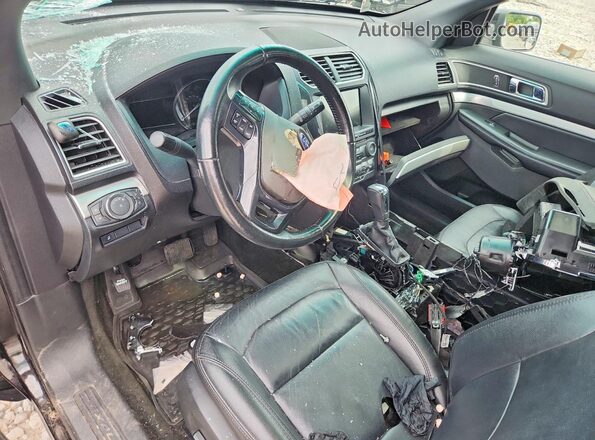1FM5K8D8XHGA10452 2017 FORD EXPLORER Black Вид панелі приладів