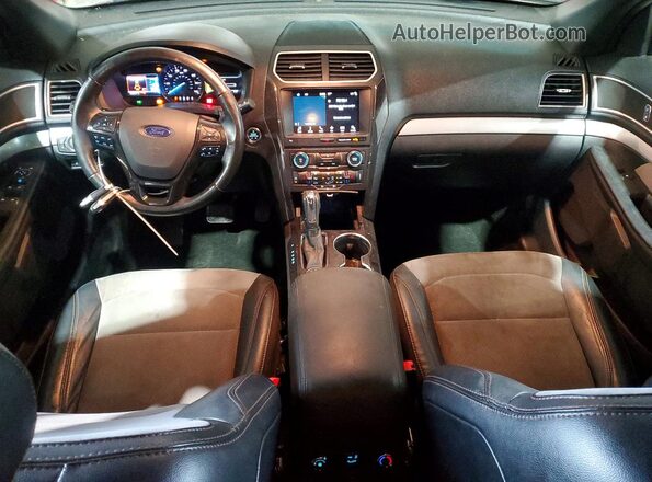 1FM5K8D8XHGA66343 2017 FORD EXPLORER Бордовый Вид панели приборов