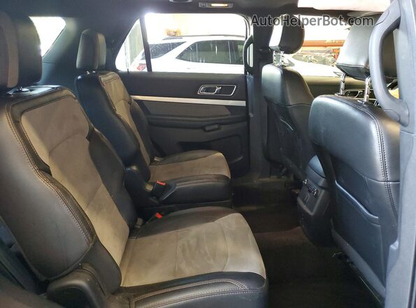 1FM5K8D8XHGD94717 2017 FORD EXPLORER Black Սալոնի հետևի տեսք