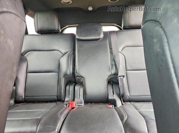 1FM5K8D8XHGE06221 2017 FORD EXPLORER Red Հետևի նստատեղերի տեսք