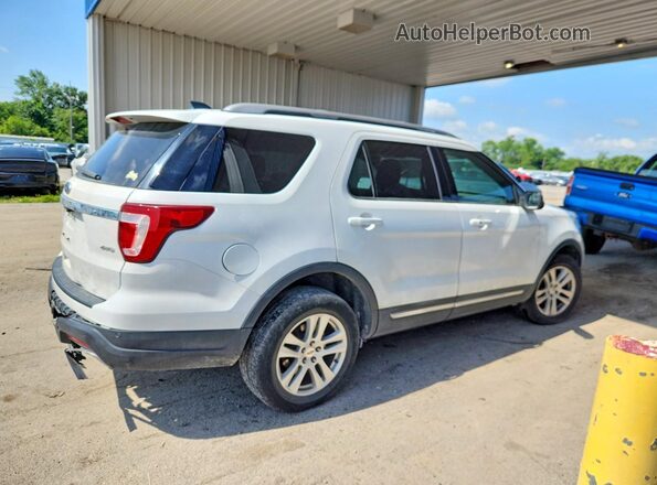 1FM5K8D8XJGA61956 2018 FORD EXPLORER White Հետևի աջ
