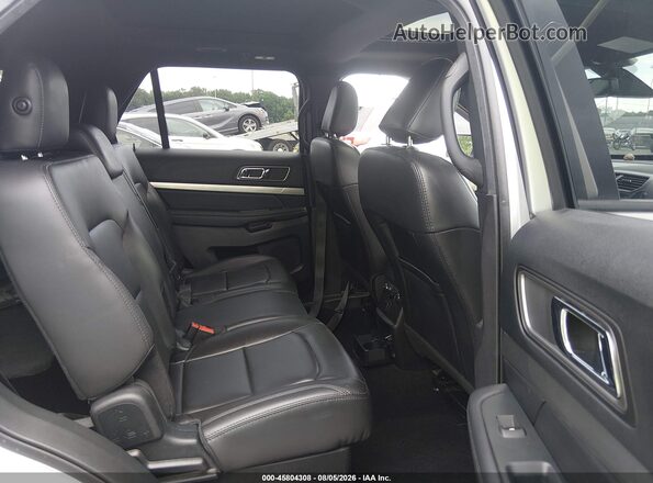 1FM5K8DH1KGA56940 2019 FORD EXPLORER Silver VIN sticker view