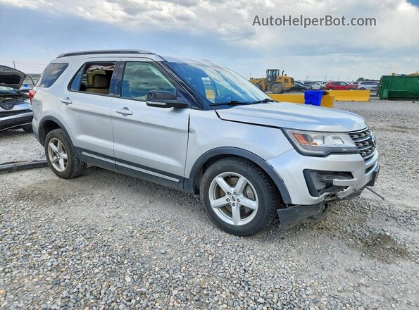 1FM5K8DH3HGD88337 2017 FORD EXPLORER Silver Delantero derecho