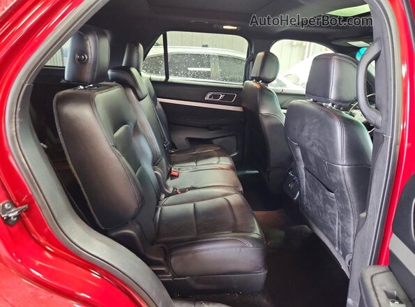1FM5K8DH6HGA32769 2017 FORD EXPLORER Red Widok tylnych siedzeń