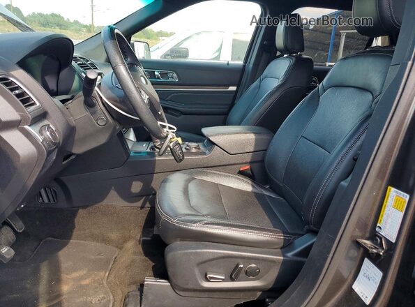 1FM5K8F80JGA27375 2018 FORD EXPLORER Серый Вид салона спереди