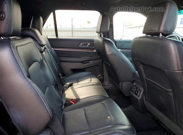 1FM5K8F80JGA27375 2018 FORD EXPLORER Серый Вид задней части салона