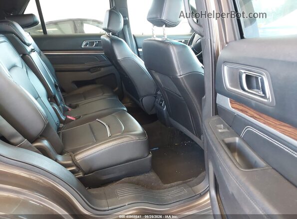 1FM5K8F82GGA73167 2016 FORD EXPLORER Brown VIN կոդի պիտակի տեսք