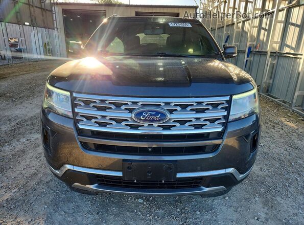 1FM5K8F85JGA26335 2018 FORD EXPLORER Gray Вид спереду