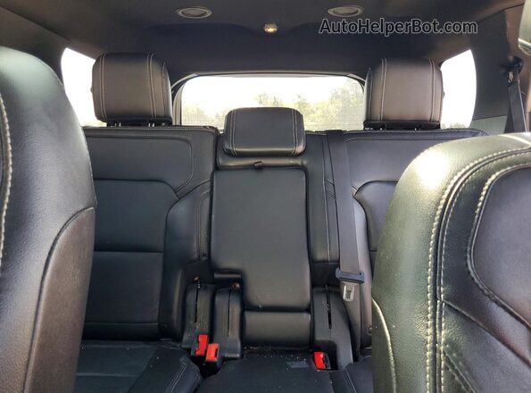 1FM5K8F86HGC54841 2017 FORD EXPLORER White Vista de los asientos traseros