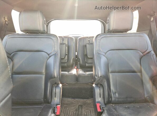 1FM5K8F88JGA68255 2018 FORD EXPLORER White Вид задніх сидінь