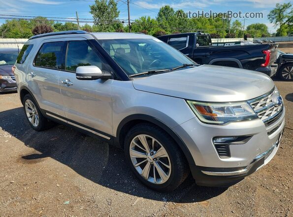 1FM5K8F88JGA85945 2018 FORD EXPLORER Silver Передня права чверть