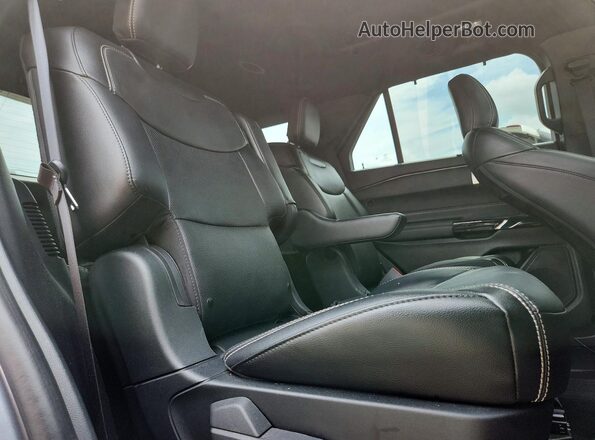 1FM5K8GC1NGA41598 2022 FORD EXPLORER Gray Rear interior view