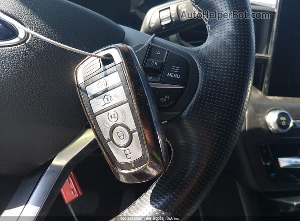 1FM5K8GC3LGB53980 2020 FORD EXPLORER White Widok deski rozdzielczej