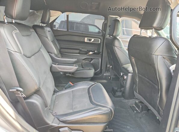 1FM5K8GC4NGA71078 2022 FORD EXPLORER Серебряный Вид задних сидений
