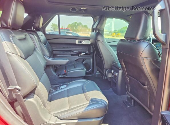 1FM5K8GC5MGA21210 2021 FORD EXPLORER Red Rear interior view