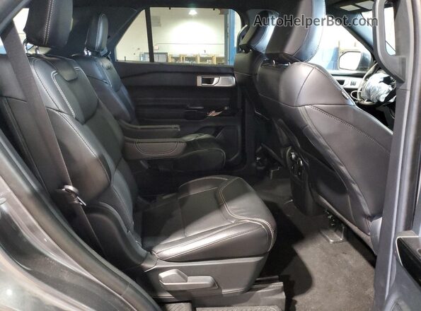 1FM5K8GC7RGA14475 2024 FORD EXPLORER Silver უკანა სალონის ხედი