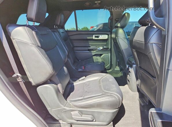 1FM5K8GC8PGA76156 2023 FORD EXPLORER White Вид задньої частини салону