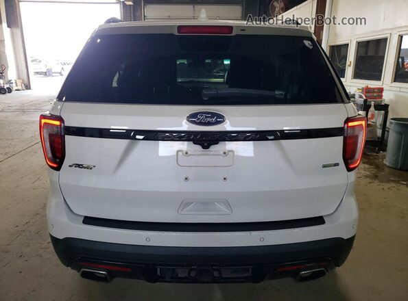 1FM5K8GT9GGC58402 2016 FORD EXPLORER White Rear view