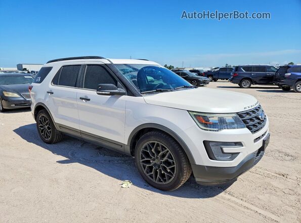 1FM5K8GT9HGD33651 2017 FORD EXPLORER White Передня права чверть