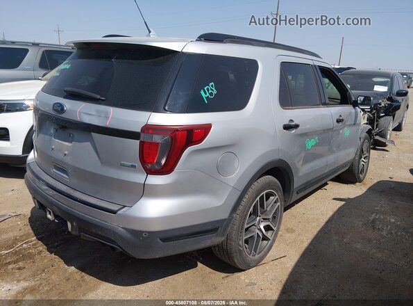 1FM5K8GT9JGC05349 2018 FORD EXPLORER Silver Trasero derecho