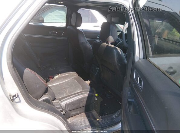 1FM5K8GT9JGC05349 2018 FORD EXPLORER Silver Vista de la etiqueta del VIN