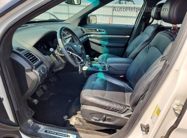 1FM5K8GTXGGA43420 2016 FORD EXPLORER White Front interior view