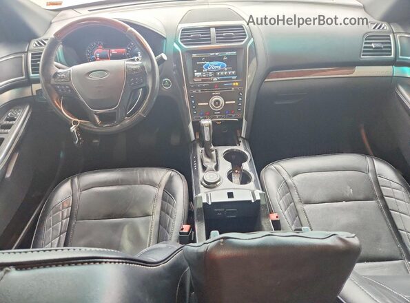1FM5K8HT1GGD01984 2016 FORD EXPLORER Серебряный Вид панели приборов