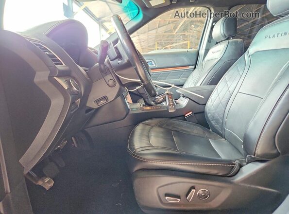 1FM5K8HT1GGD28957 2016 FORD EXPLORER Blue Widok wnętrza z przodu