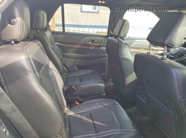 1FM5K8HT2JGC21388 2018 FORD EXPLORER White Вид задньої частини салону