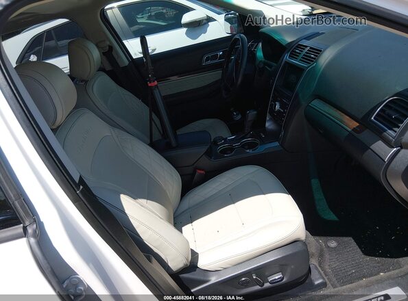 1FM5K8HT3HGB07653 2017 FORD EXPLORER White Widok wnętrza z przodu