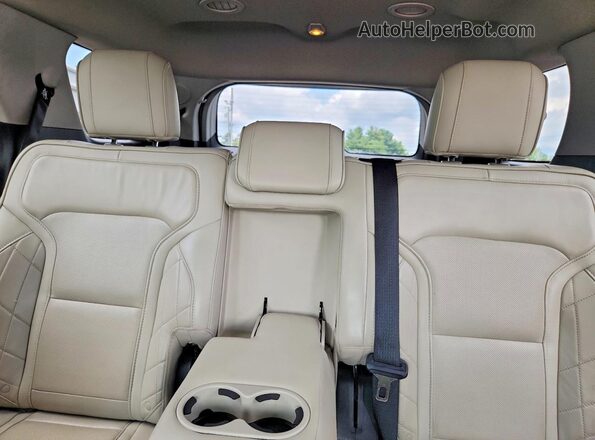 1FM5K8HT4HGC01718 2017 FORD EXPLORER Белый Вид задних сидений