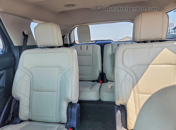 1FM5K8HT6GGA72895 2016 FORD EXPLORER White Rear seats view