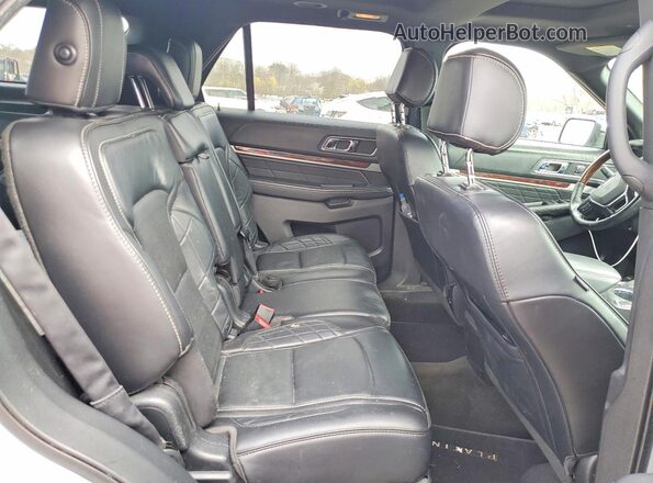 1FM5K8HT6HGD17423 2017 FORD EXPLORER Серебряный Вид задней части салона
