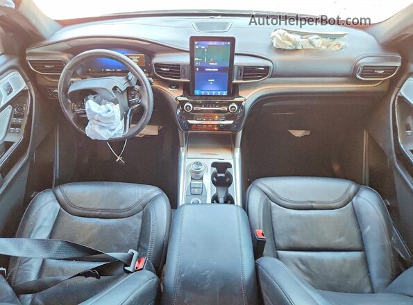1FM5K8HW0PNA02198 2023 FORD EXPLORER Silver Vista del salpicadero