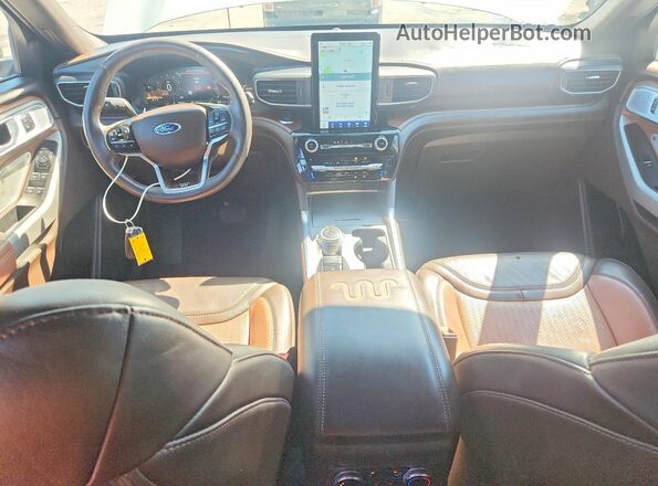 1FM5K8LC3PGC34666 2023 FORD EXPLORER Белый Вид панели приборов