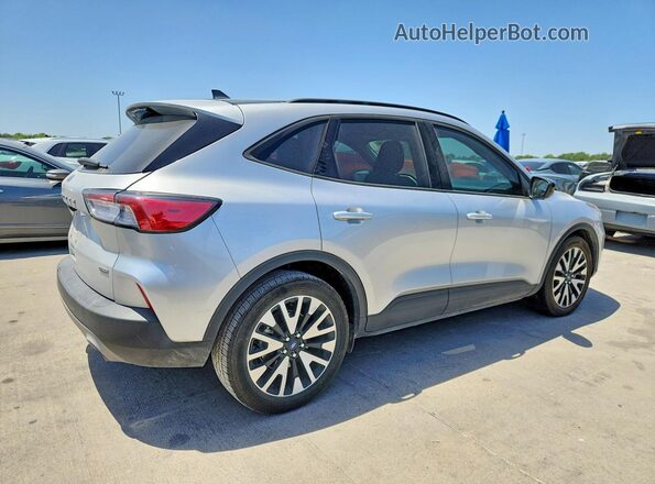 1FMCU0BZ1LUC55150 2020 FORD ESCAPE Silver Trasero derecho