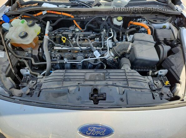 1FMCU0BZ1LUC55150 2020 FORD ESCAPE Silver Vista del compartimento del motor