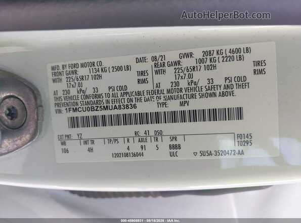 1FMCU0BZ5MUA83836 2021 FORD ESCAPE White Vista del compartimento del motor