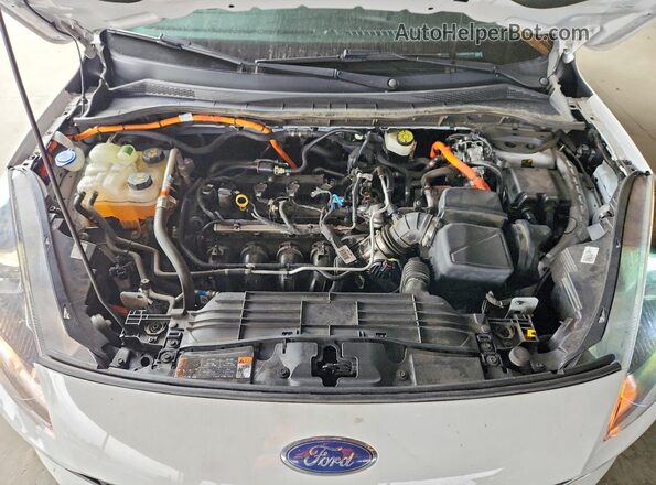 1FMCU0BZ6NUA12310 2022 FORD ESCAPE White Widok komory silnika