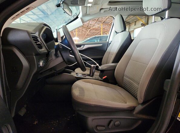 1FMCU0BZ8MUB31698 2021 FORD ESCAPE Black Вид салону спереду
