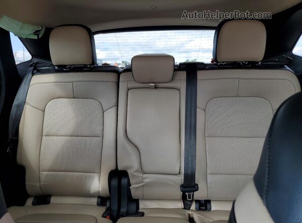 1FMCU0DZ0LUB96251 2020 FORD ESCAPE Red Rear seats view