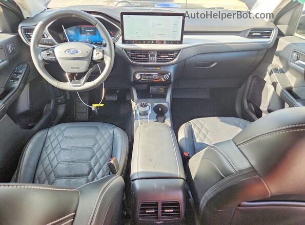 1FMCU0E11PUA16662 2023 FORD ESCAPE Burgundy Widok deski rozdzielczej
