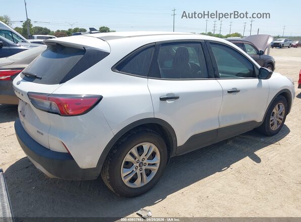 1FMCU0F66NUB00144 2022 FORD ESCAPE Белый Задняя правая четверть